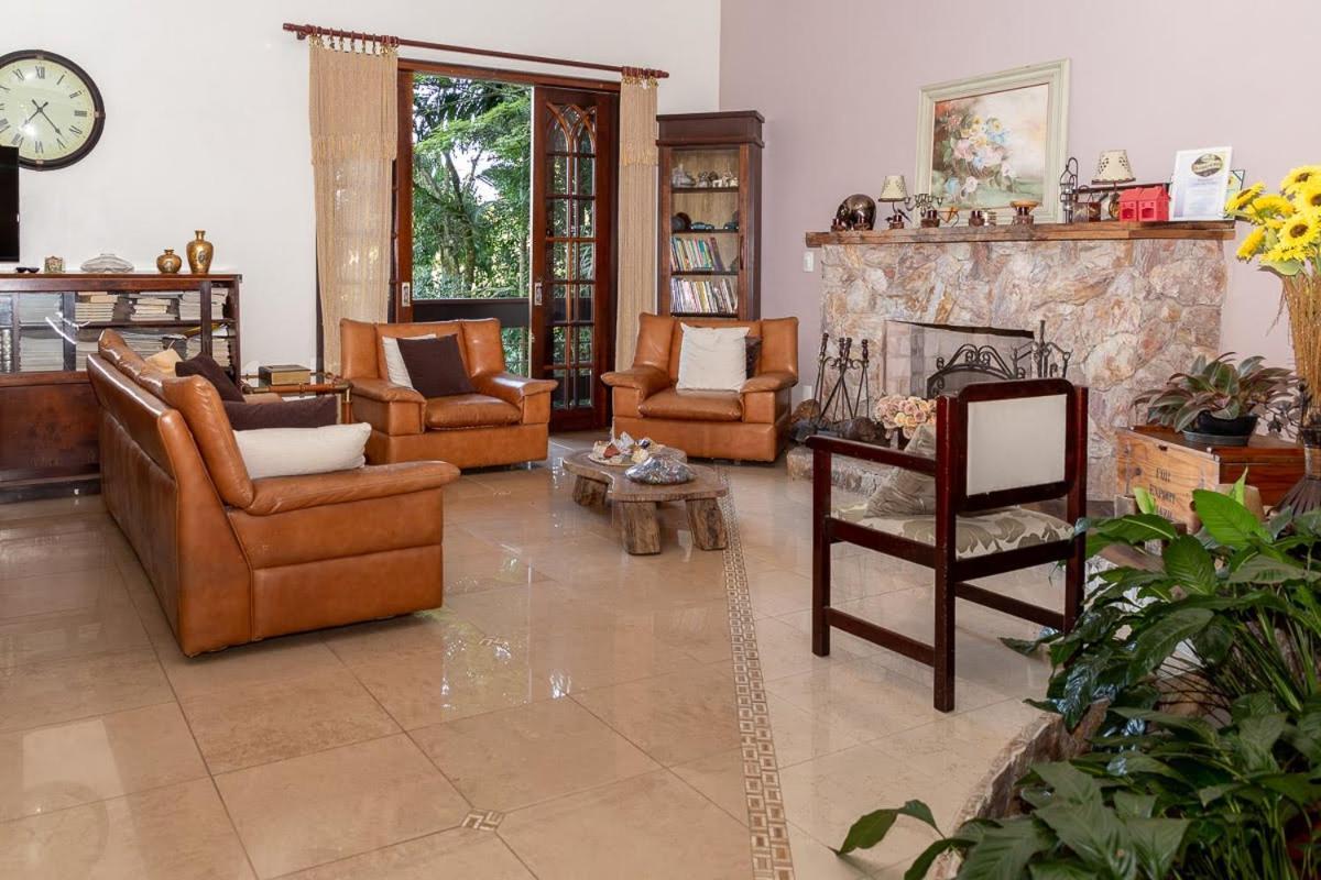Pousada Casa Da Pedra Blumenau Kültér fotó
